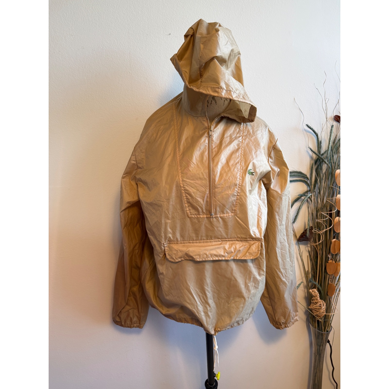 Vintage Izod Lacoste Mens Anorak Windbreaker Tan Gold 1980s Nylon Pullover